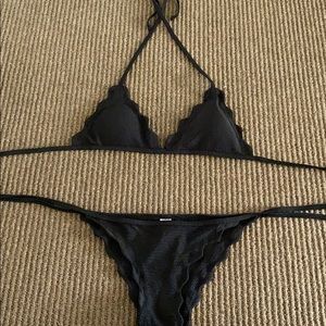 Ruffle/Scalloped Bikini